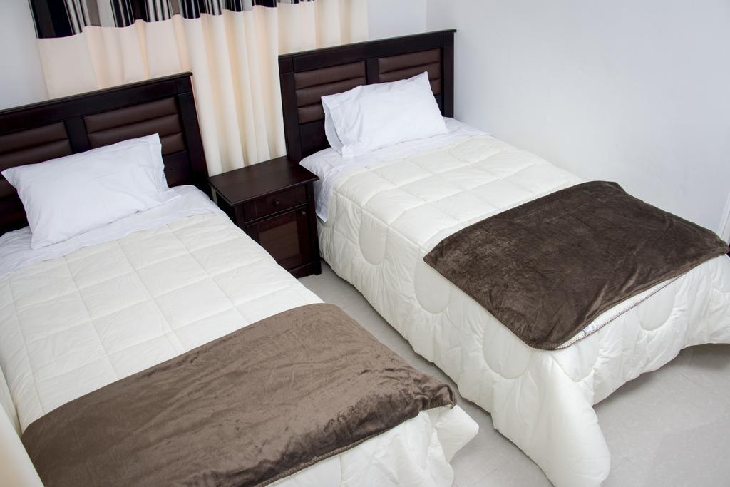 Hostal Santa Rosa Caraz Room photo